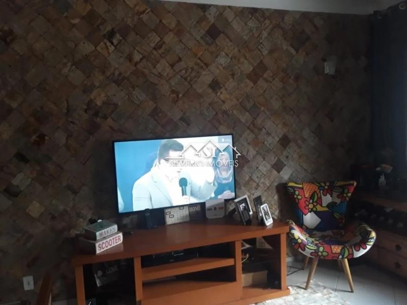 Casa à venda com 3 quartos, 65m² - Foto 3