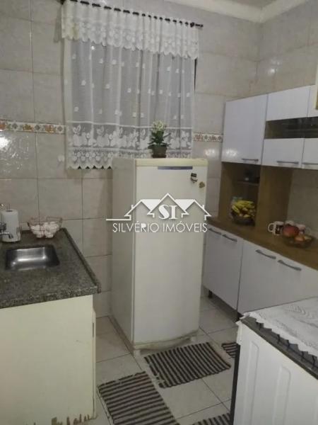 Casa à venda com 3 quartos, 65m² - Foto 5