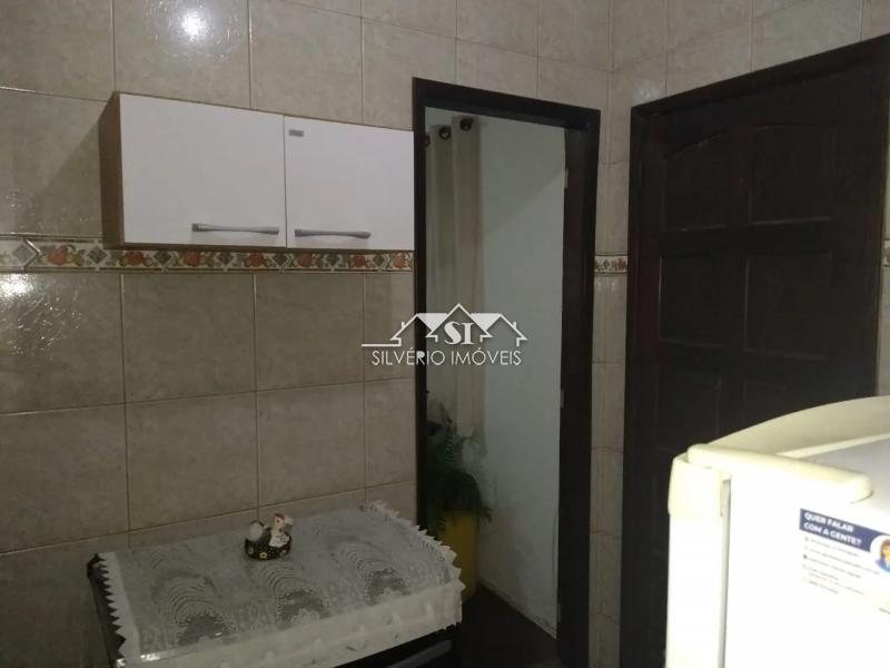 Casa à venda com 3 quartos, 65m² - Foto 6