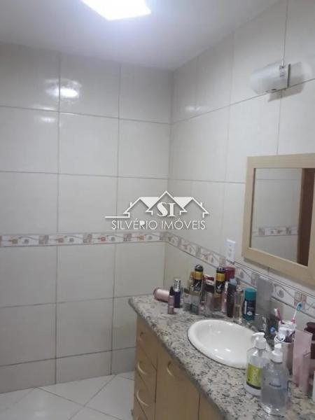 Casa à venda com 3 quartos, 65m² - Foto 8