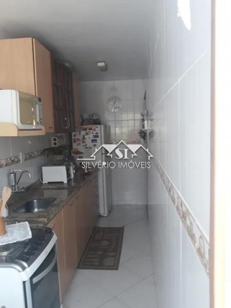 Casa à venda com 3 quartos, 65m² - Foto 10