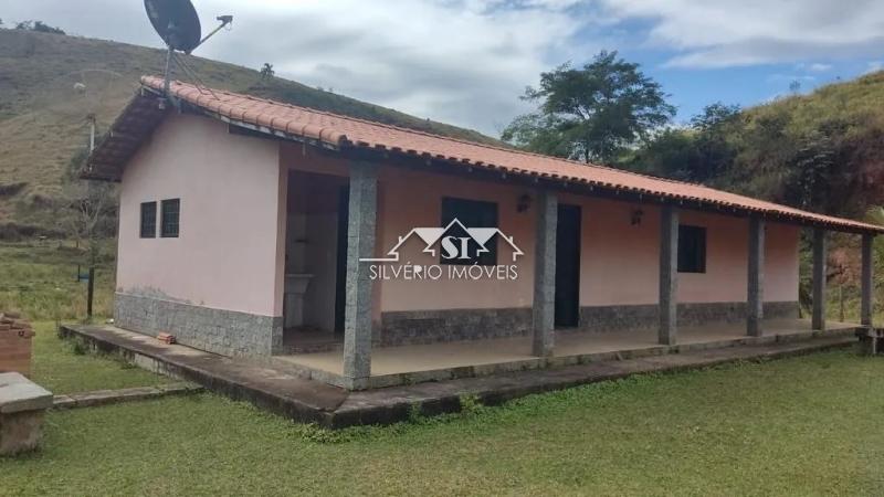 Fazenda à venda com 3 quartos, 250m² - Foto 12