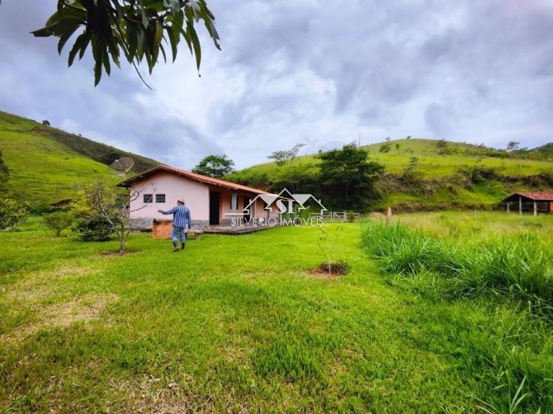 Sítio em Paraiba do Sul - Paraíba do Sul/RJ  - 3 Quartos