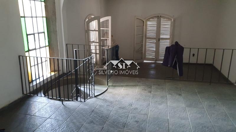 Casa à venda com 5 quartos, 600m² - Foto 6