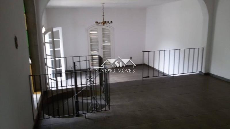 Casa à venda com 5 quartos, 600m² - Foto 12