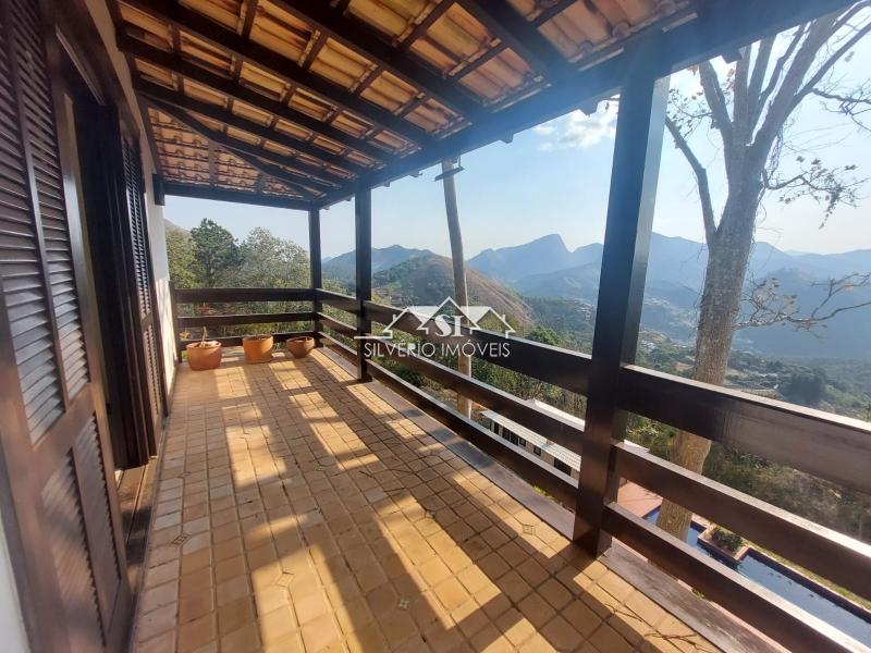 Casa à venda e aluguel com 8 quartos, 1060m² - Foto 15