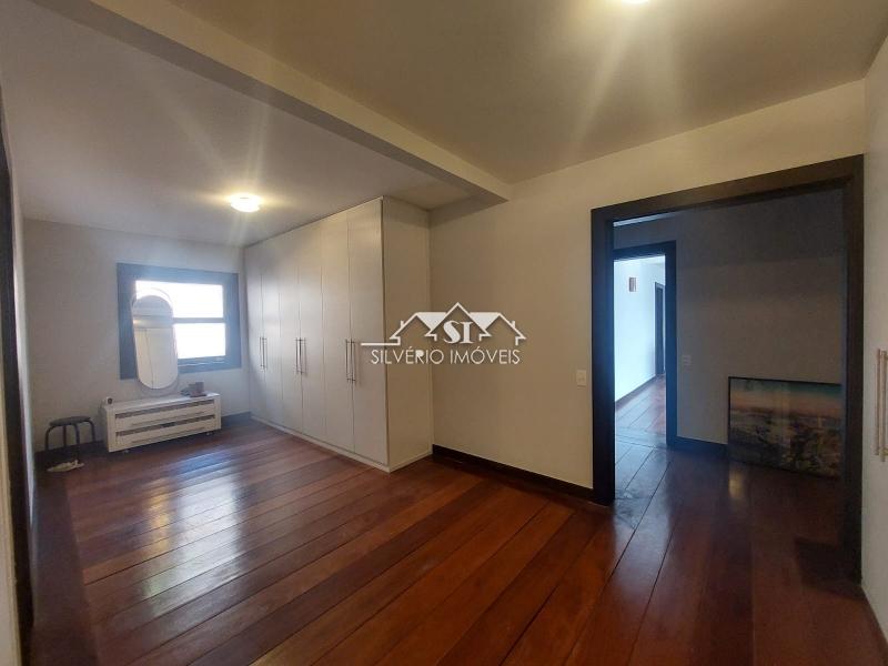 Casa à venda e aluguel com 8 quartos, 1060m² - Foto 40