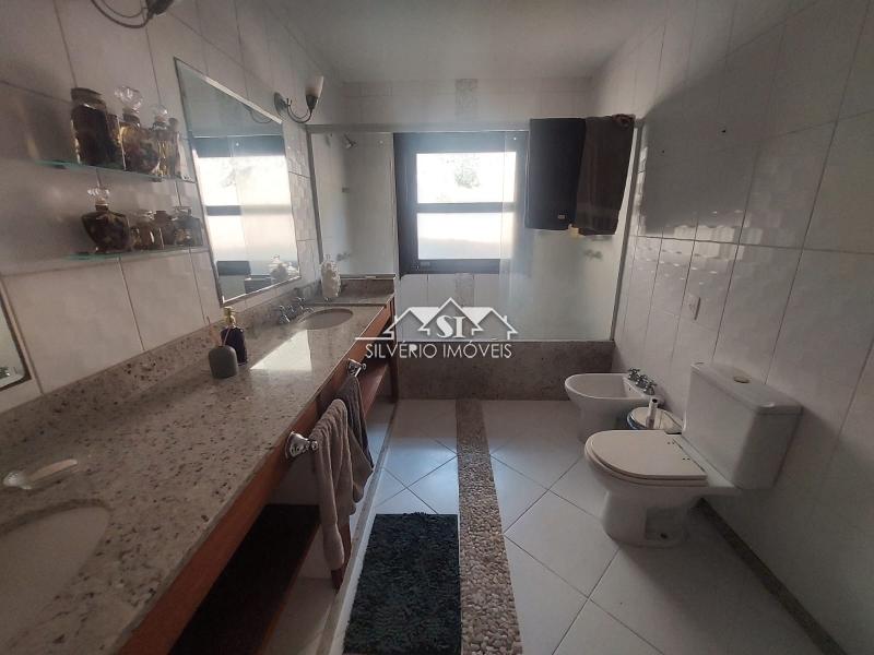 Casa à venda e aluguel com 8 quartos, 1060m² - Foto 50