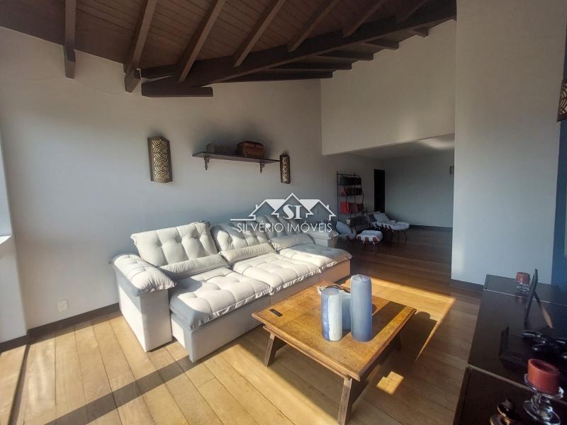 Casa à venda e aluguel com 8 quartos, 1060m² - Foto 18