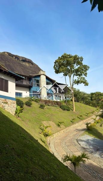 Casa à venda e aluguel com 8 quartos, 1060m² - Foto 13