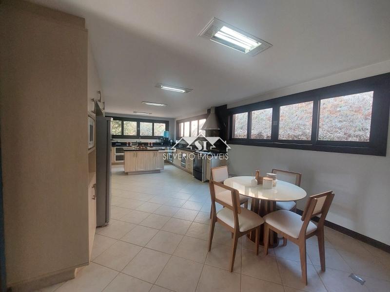 Casa à venda e aluguel com 8 quartos, 1060m² - Foto 81