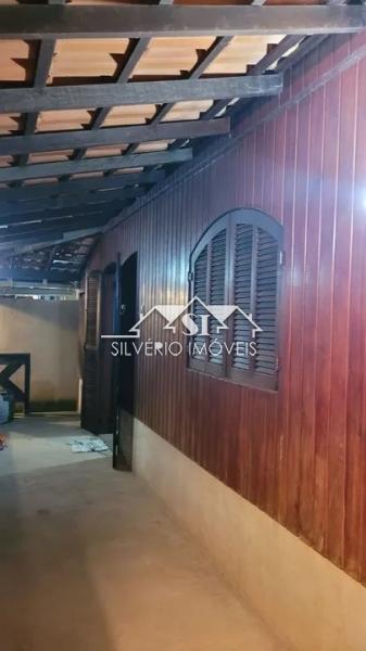 Casa à venda com 2 quartos, 72m² - Foto 12