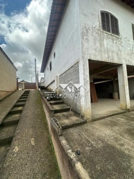 Casa à venda com 3 quartos, 115m² - Foto 3