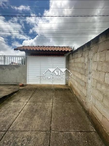 Casa à venda com 3 quartos, 115m² - Foto 4