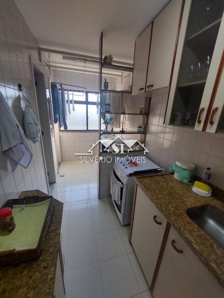 Apartamento à venda com 3 quartos, 80m² - Foto 32