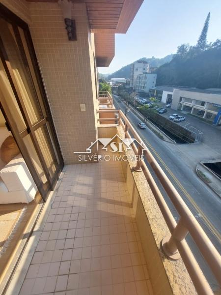 Apartamento à venda com 3 quartos, 80m² - Foto 4