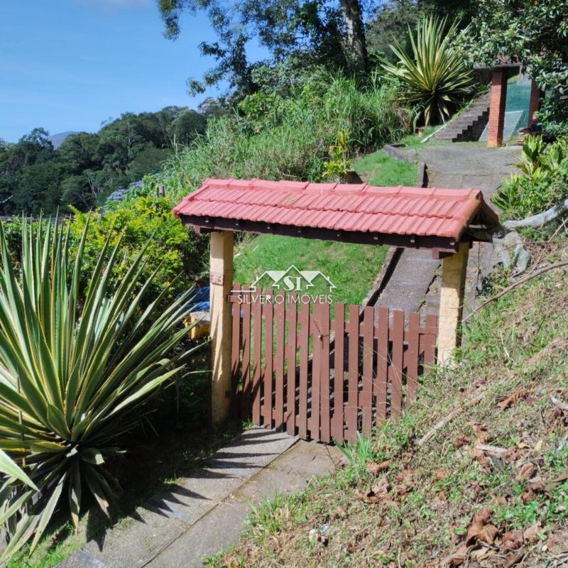 Casa em Mosela - Petrópolis/RJ  - 3 Quartos