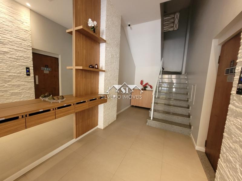 Apartamento à venda com 2 quartos, 77m² - Foto 3
