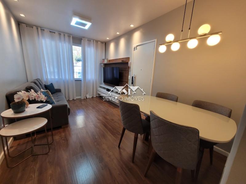 Apartamento em Coronel Veiga - Petrópolis/RJ  - 2 Quartos
