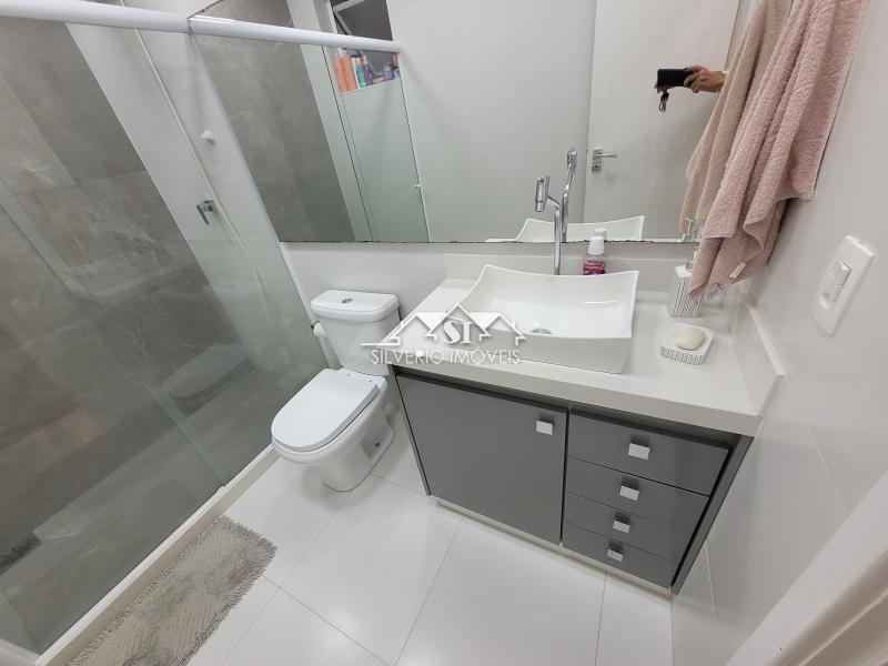 Apartamento à venda com 2 quartos, 77m² - Foto 15