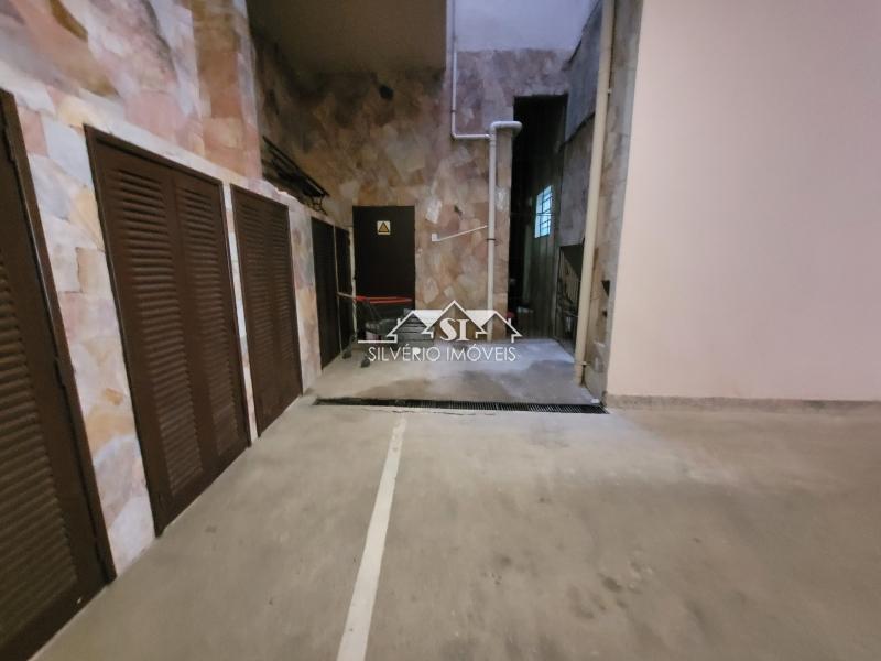 Apartamento à venda com 2 quartos, 77m² - Foto 25
