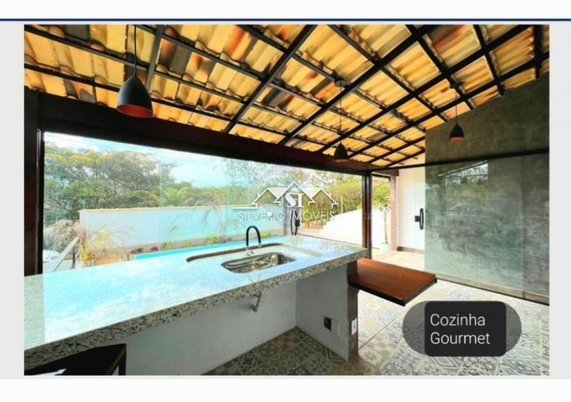 Casa à venda com 4 quartos, 255m² - Foto 14