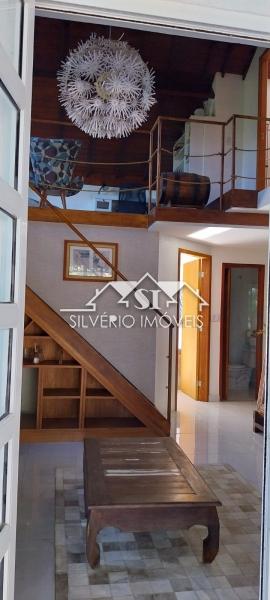 Casa à venda com 4 quartos, 250m² - Foto 4