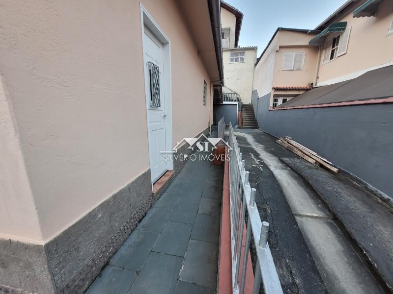 Casa à venda e aluguel com 3 quartos, 77m² - Foto 6