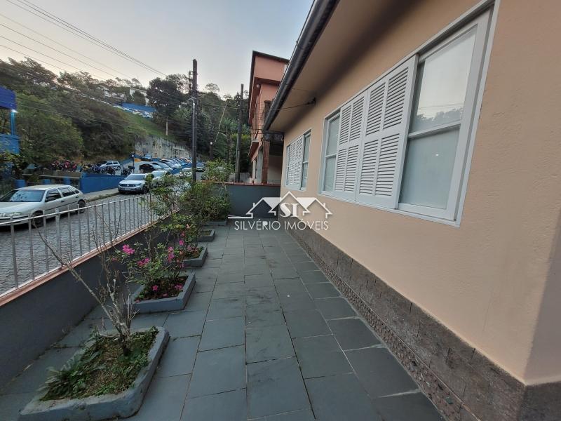 Casa à venda e aluguel com 3 quartos, 77m² - Foto 10