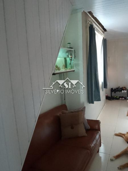 Casa à venda com 6 quartos, 200m² - Foto 19