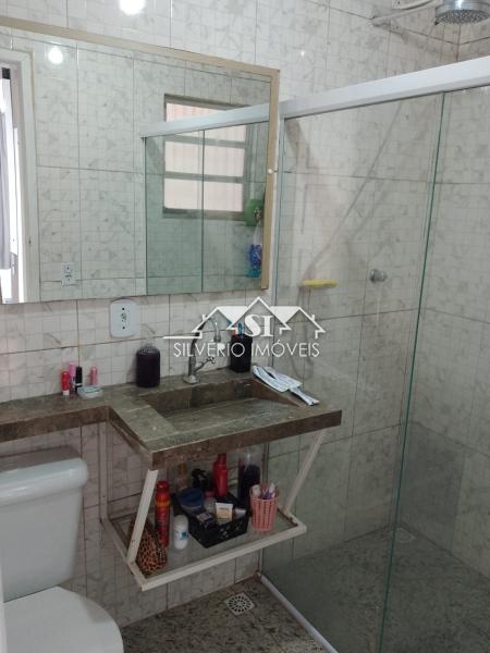 Casa à venda com 6 quartos, 200m² - Foto 22