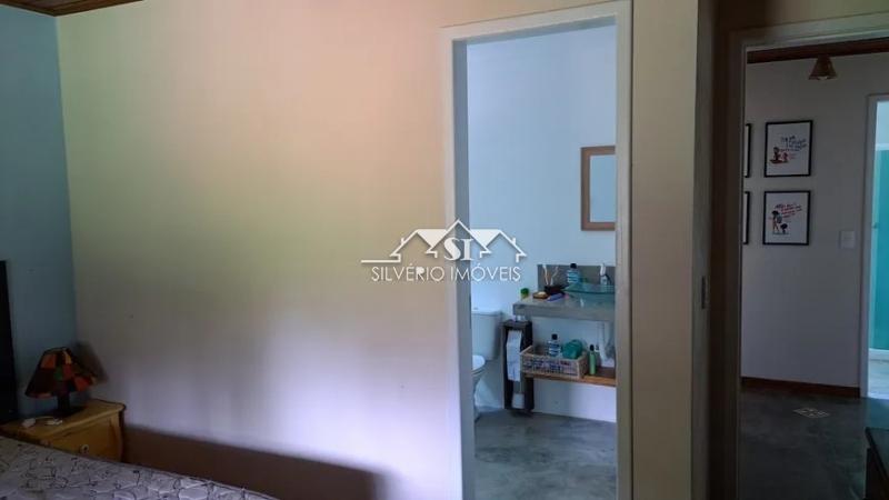 Chácara à venda com 4 quartos, 185m² - Foto 13