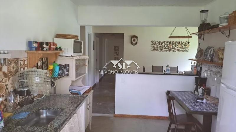 Chácara à venda com 4 quartos, 185m² - Foto 9