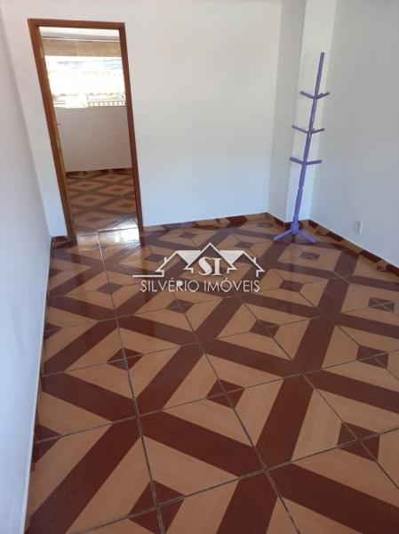 Apartamento à venda com 2 quartos, 60m² - Foto 4