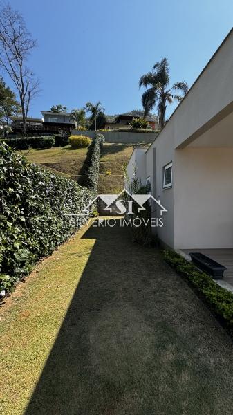 Casa à venda com 4 quartos, 400m² - Foto 11