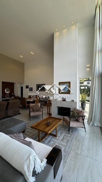Casa à venda com 4 quartos, 400m² - Foto 17