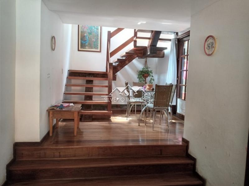 Casa à venda com 4 quartos, 136m² - Foto 30