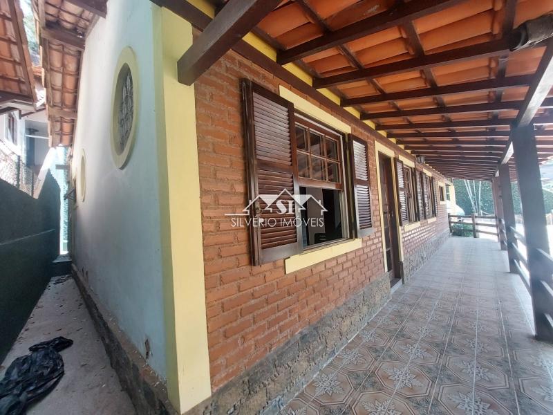 Casa à venda com 4 quartos, 136m² - Foto 9
