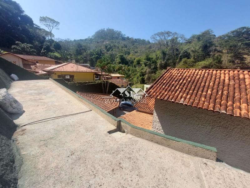 Casa à venda com 4 quartos, 136m² - Foto 21