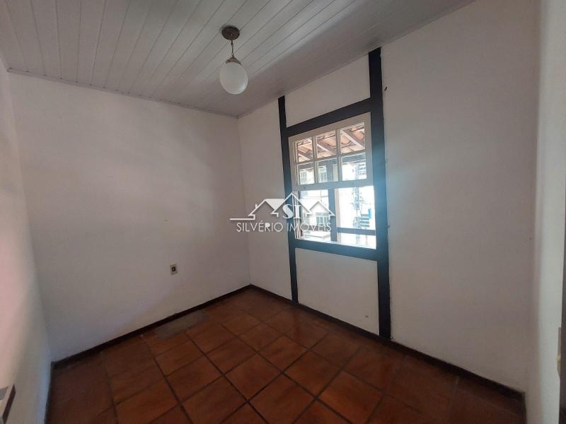 Casa à venda com 4 quartos, 136m² - Foto 44