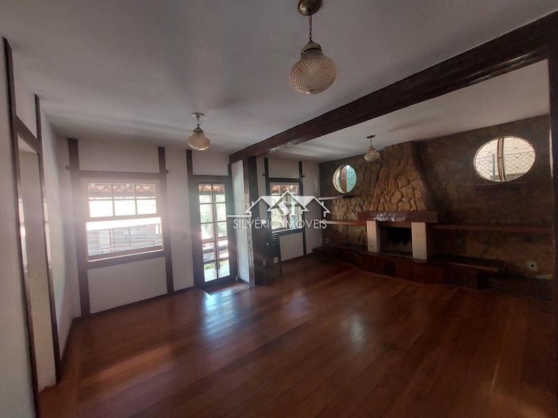 Casa à venda com 4 quartos, 136m² - Foto 23