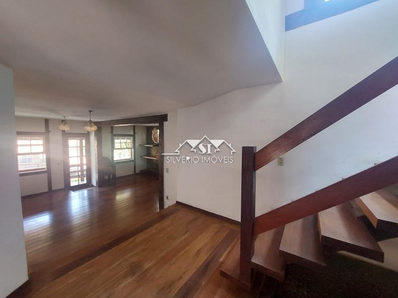 Casa à venda com 4 quartos, 136m² - Foto 47