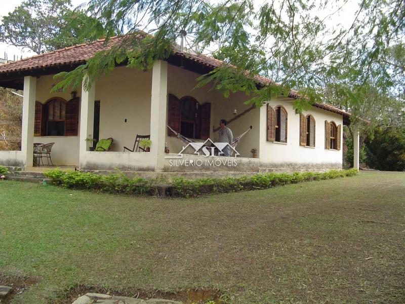 Sítio à venda com 3 quartos, 120m² - Foto 2