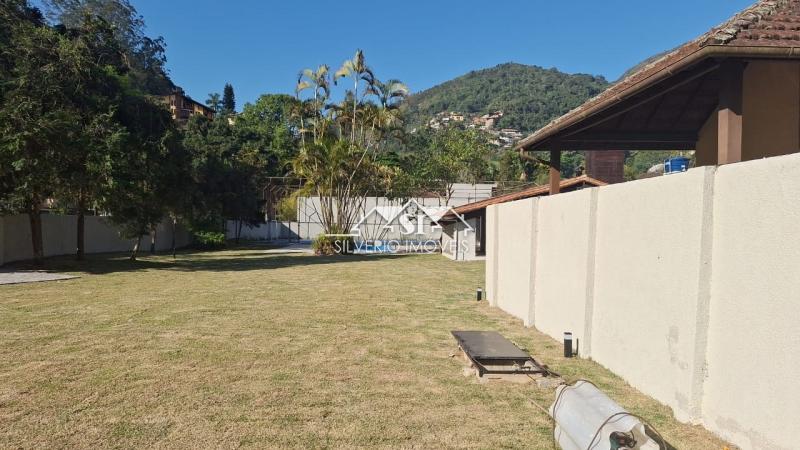 Casa à venda e aluguel com 6 quartos, 800m² - Foto 20