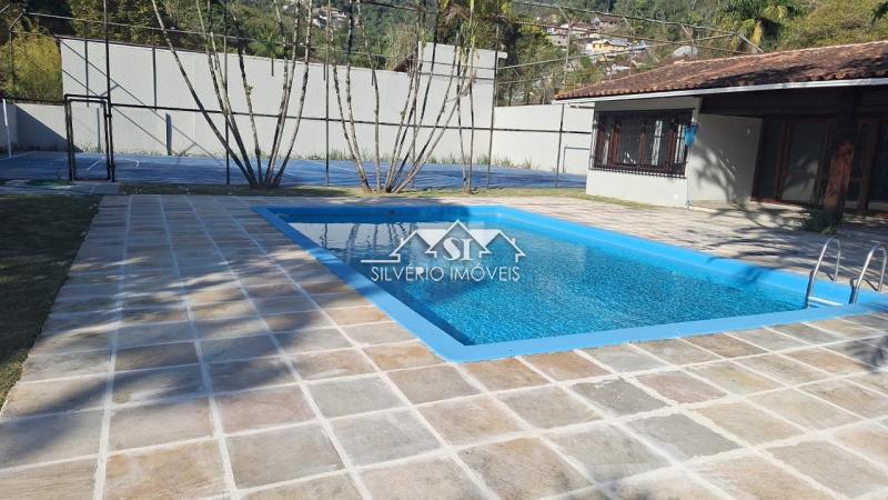Casa à venda e aluguel com 6 quartos, 800m² - Foto 8
