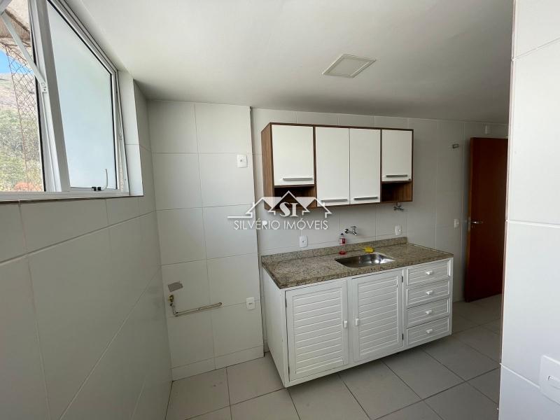 Apartamento à venda com 3 quartos, 113m² - Foto 19