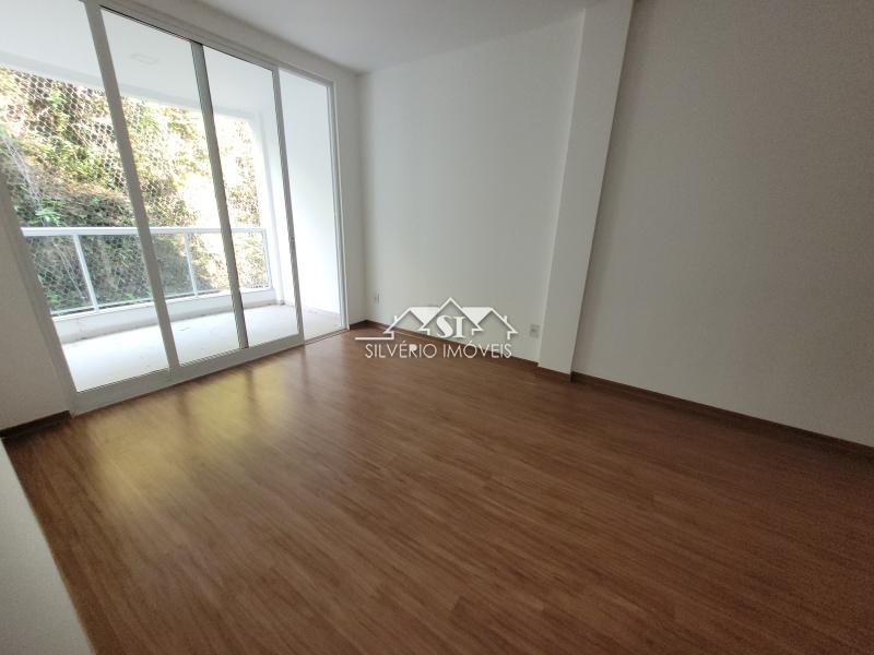 Apartamento à venda com 2 quartos, 86m² - Foto 2