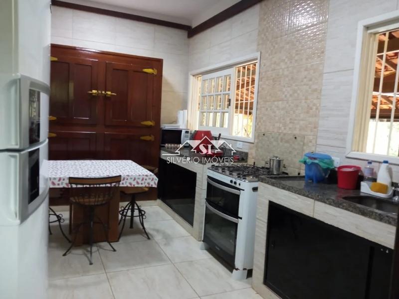 Sítio à venda com 4 quartos, 390m² - Foto 11
