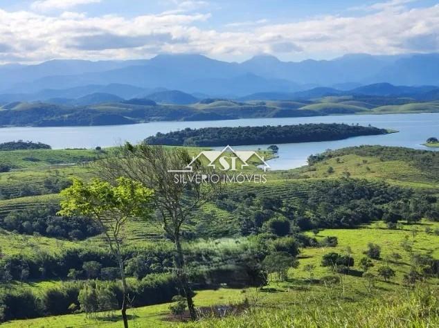 Fazenda à venda com 2 quartos, 250m² - Foto 3