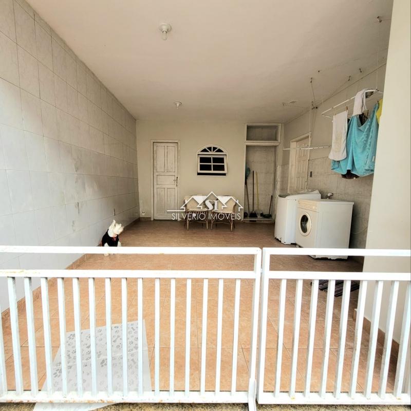 Casa, 5 quartos, 180 m² - Foto 4